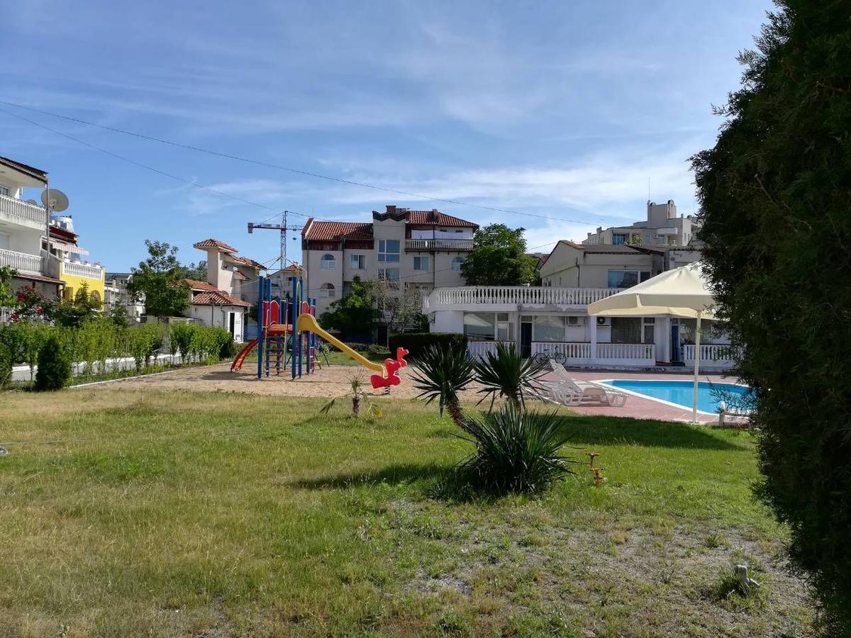 Bravo 1 Home George Slantschew brjag Exterior foto